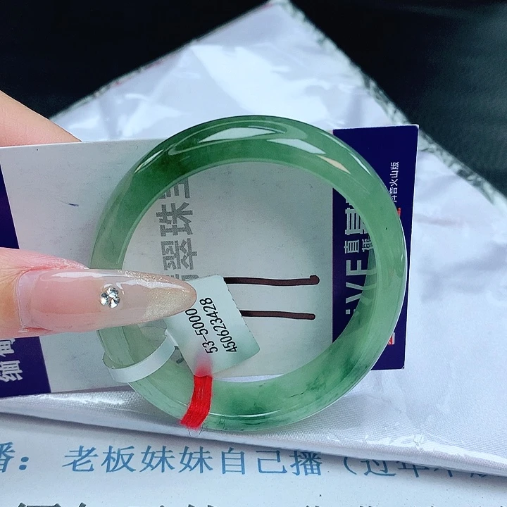 翡翠手镯未镶嵌缅甸天然a货翡翠手镯