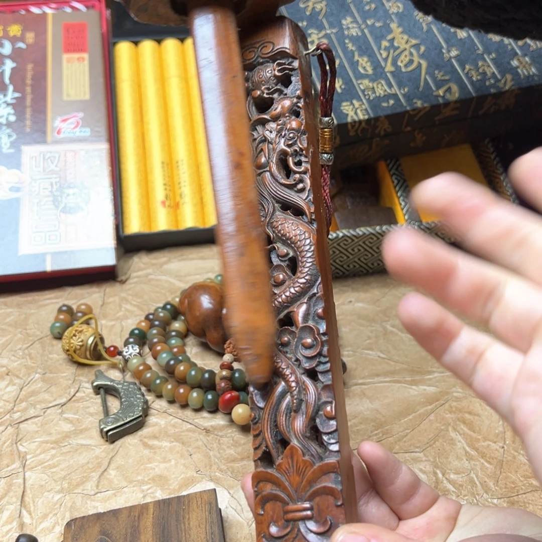 大叶紫檀（黑酸枝木类）