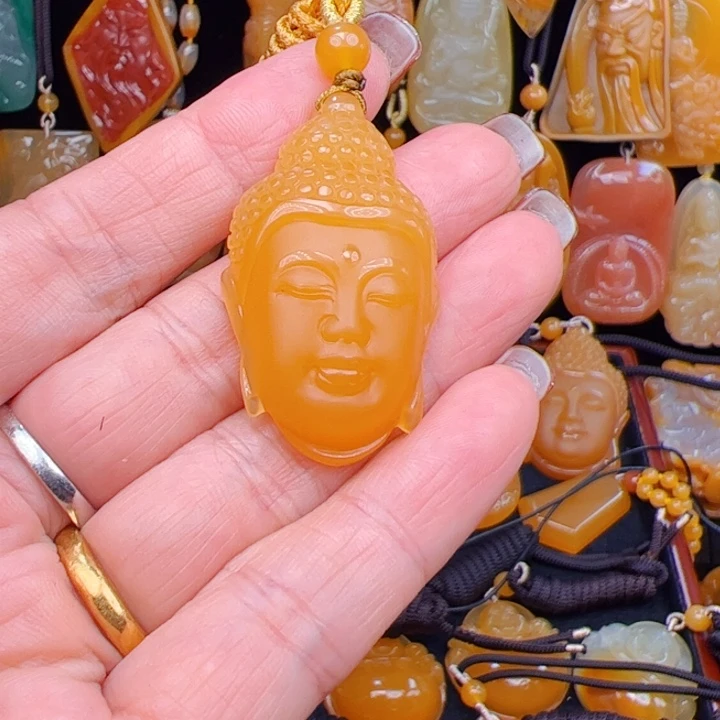 石英质玉（黄龙玉）合金颈饰