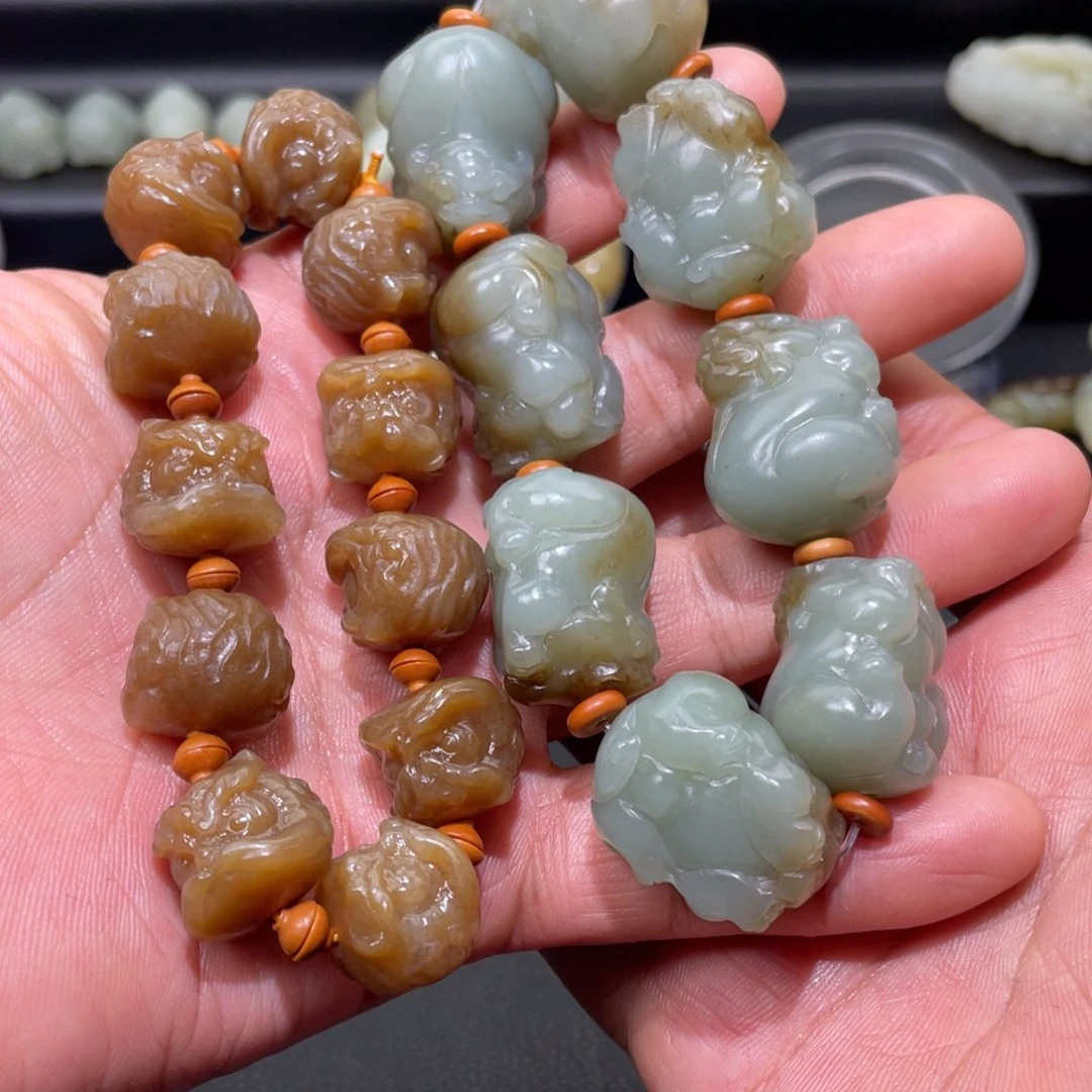 和田玉挂件未镶嵌爱**乖