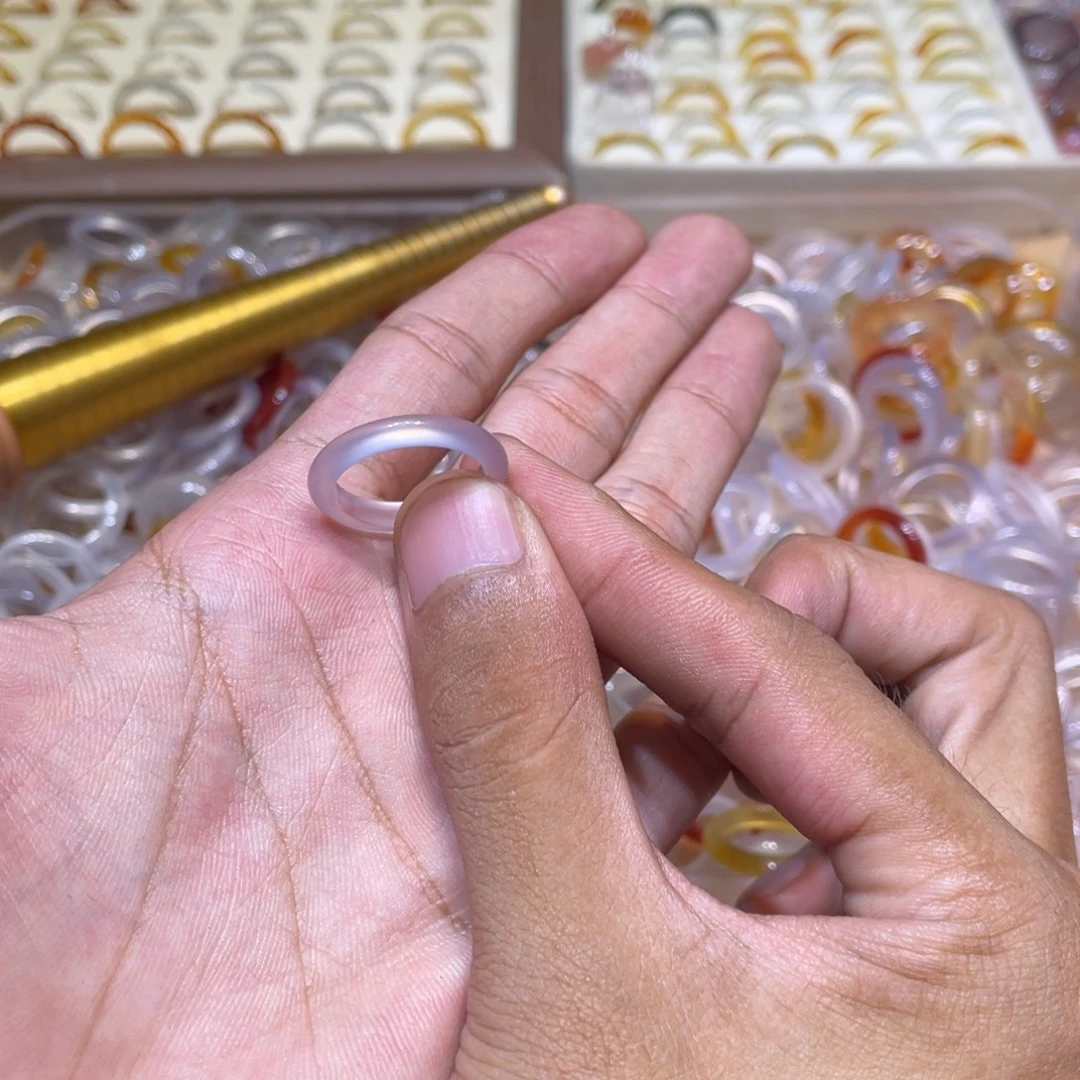 未镶嵌戒指玛瑙/玉髓99号港16