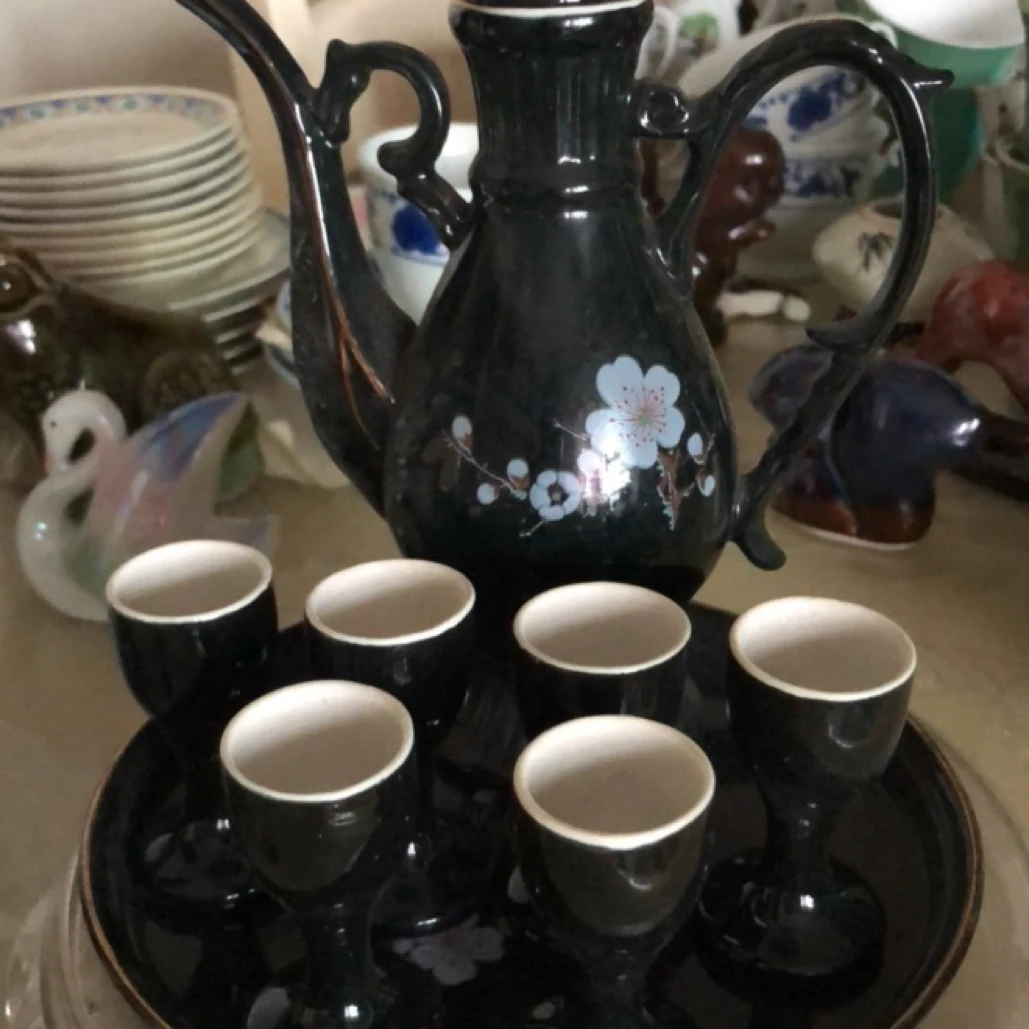 磁州窑炻器酒具一壶六杯一碟