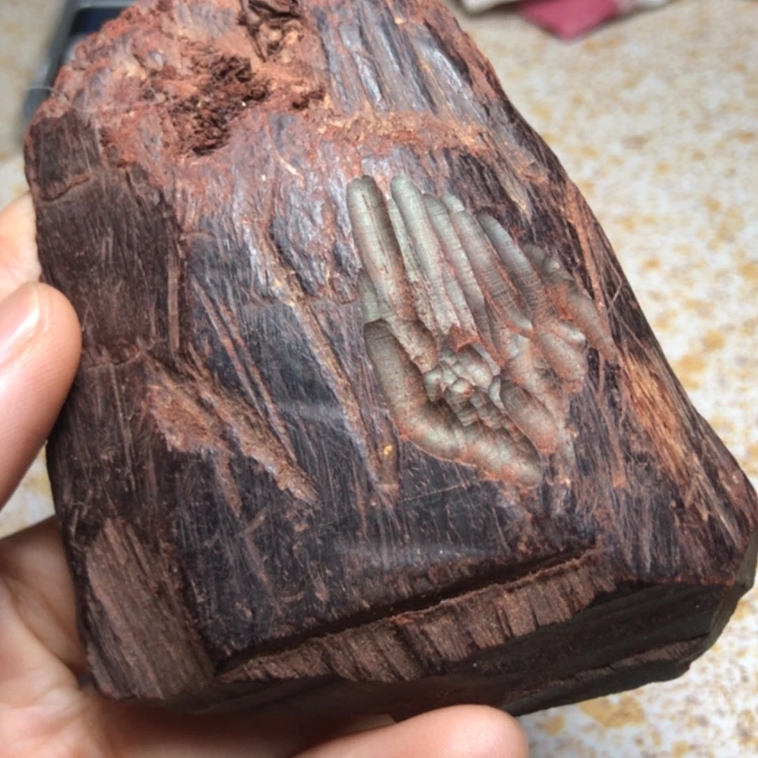 【闪购商品】檀香紫檀（小叶紫檀）雄*