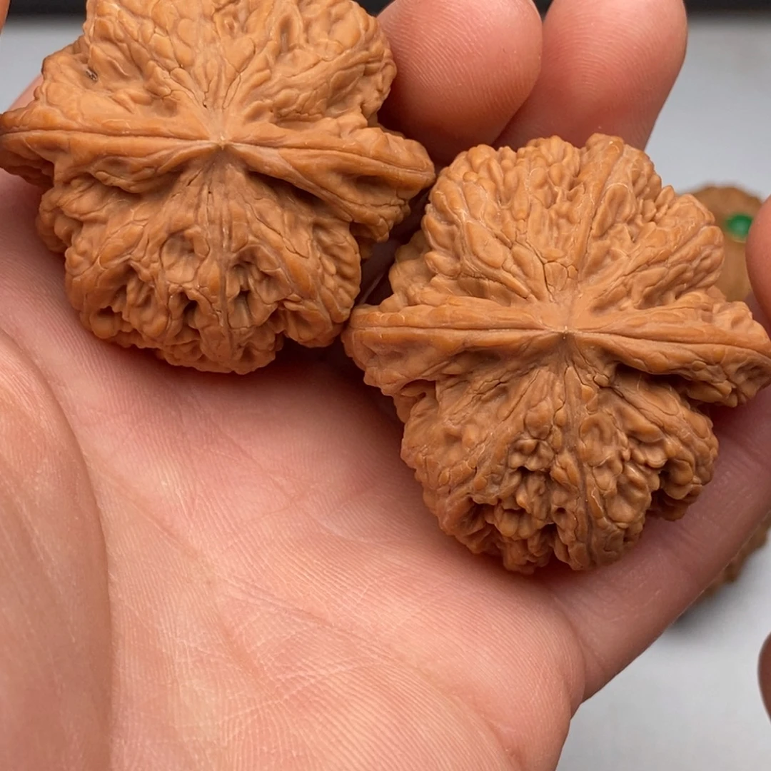 文玩核桃把件44球筋