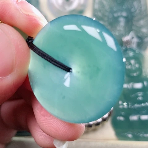 【闪购商品】翡翠未镶嵌吊坠(不含链)