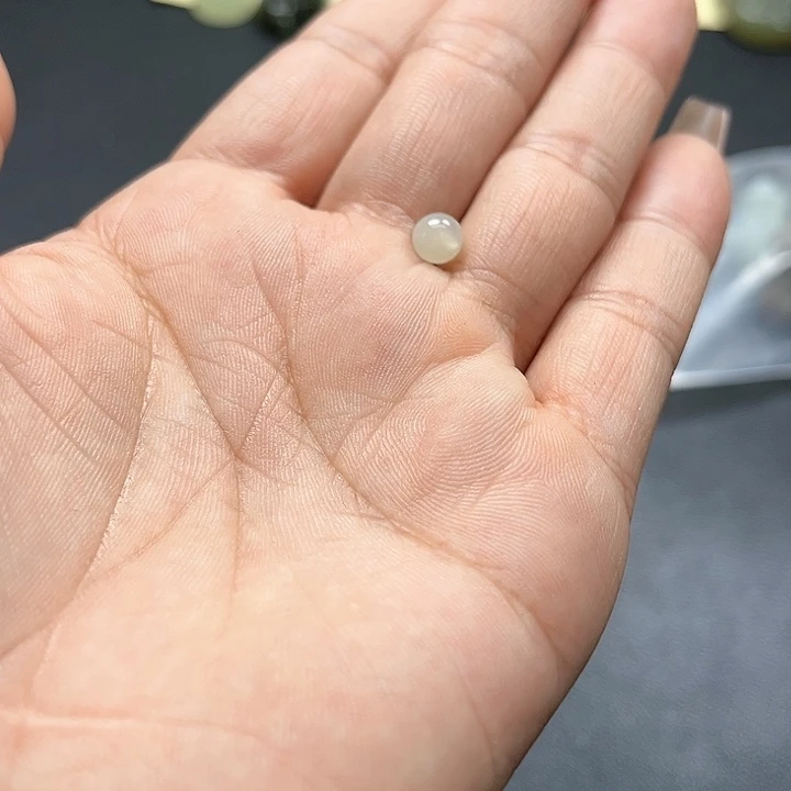 【闪购商品】颈饰未镶嵌和田玉小****将