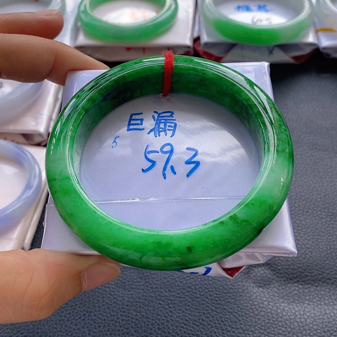 翡翠未镶嵌手镯5号