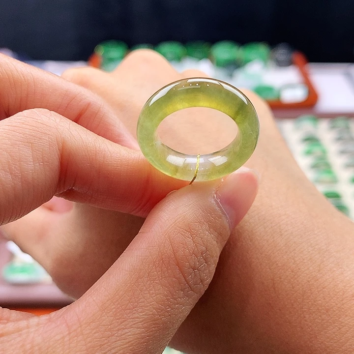 翡翠未镶嵌戒指9号