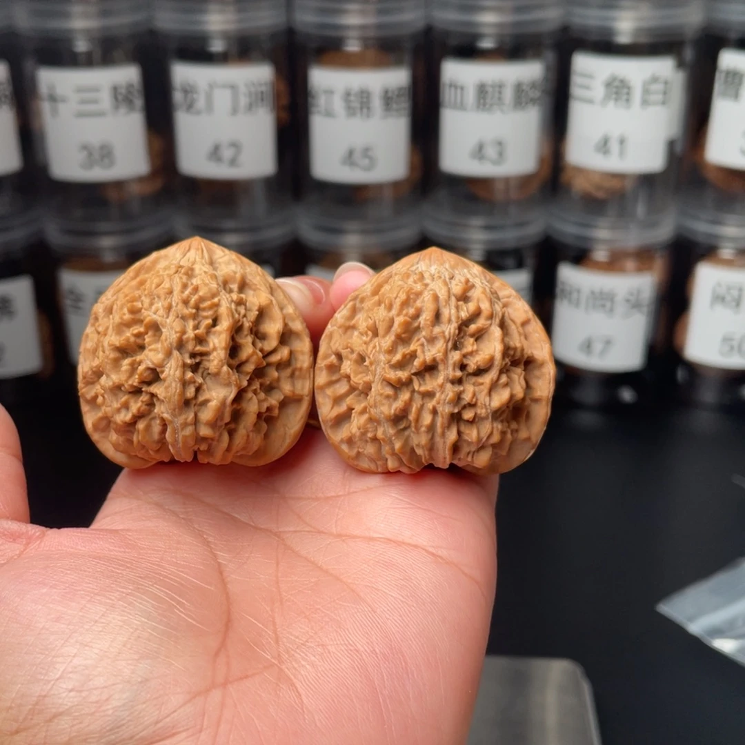 左****吊坠文玩核桃43满天星