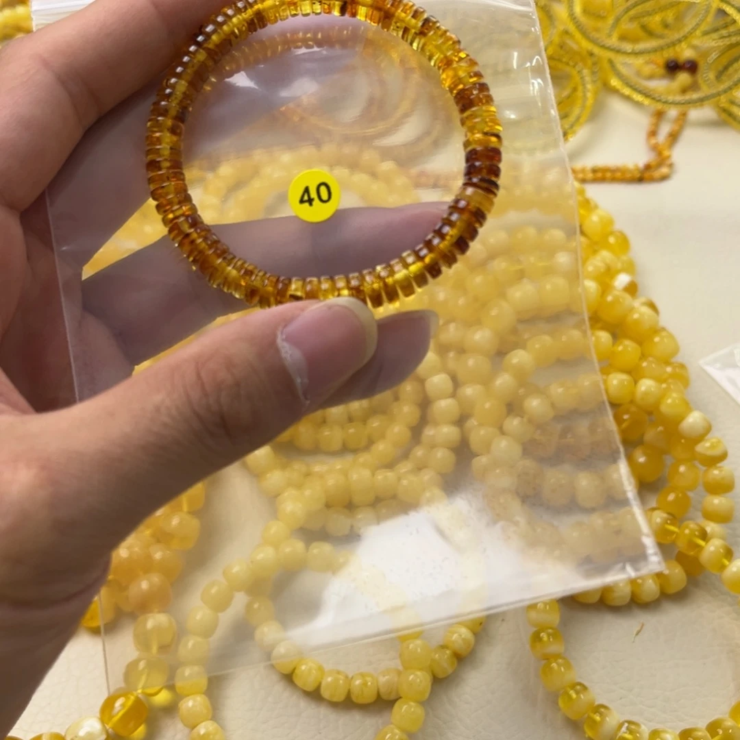 琥珀未镶嵌珠宝奇石