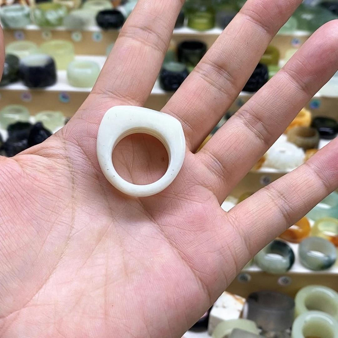 岫玉未镶嵌天然玉石?****?