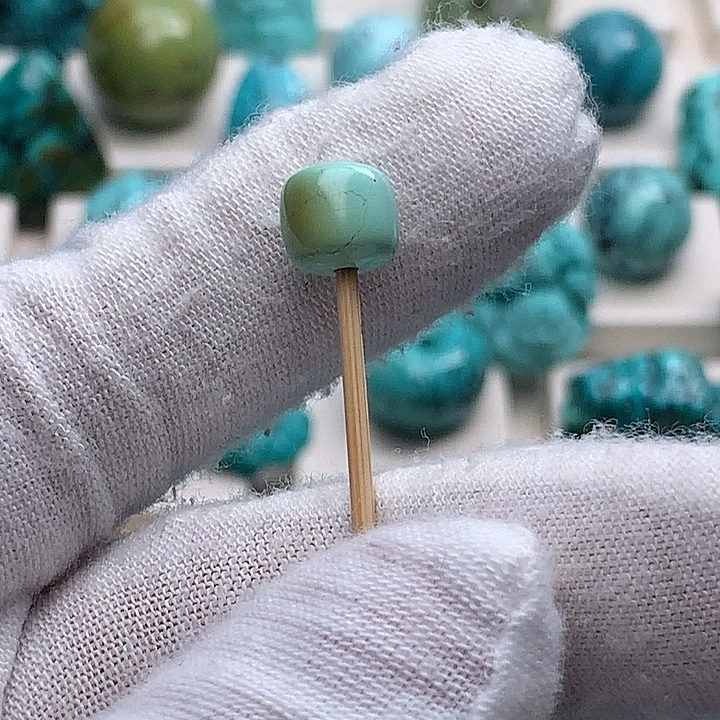 绿松石未镶嵌珠宝奇石直径8*7精品老型珠