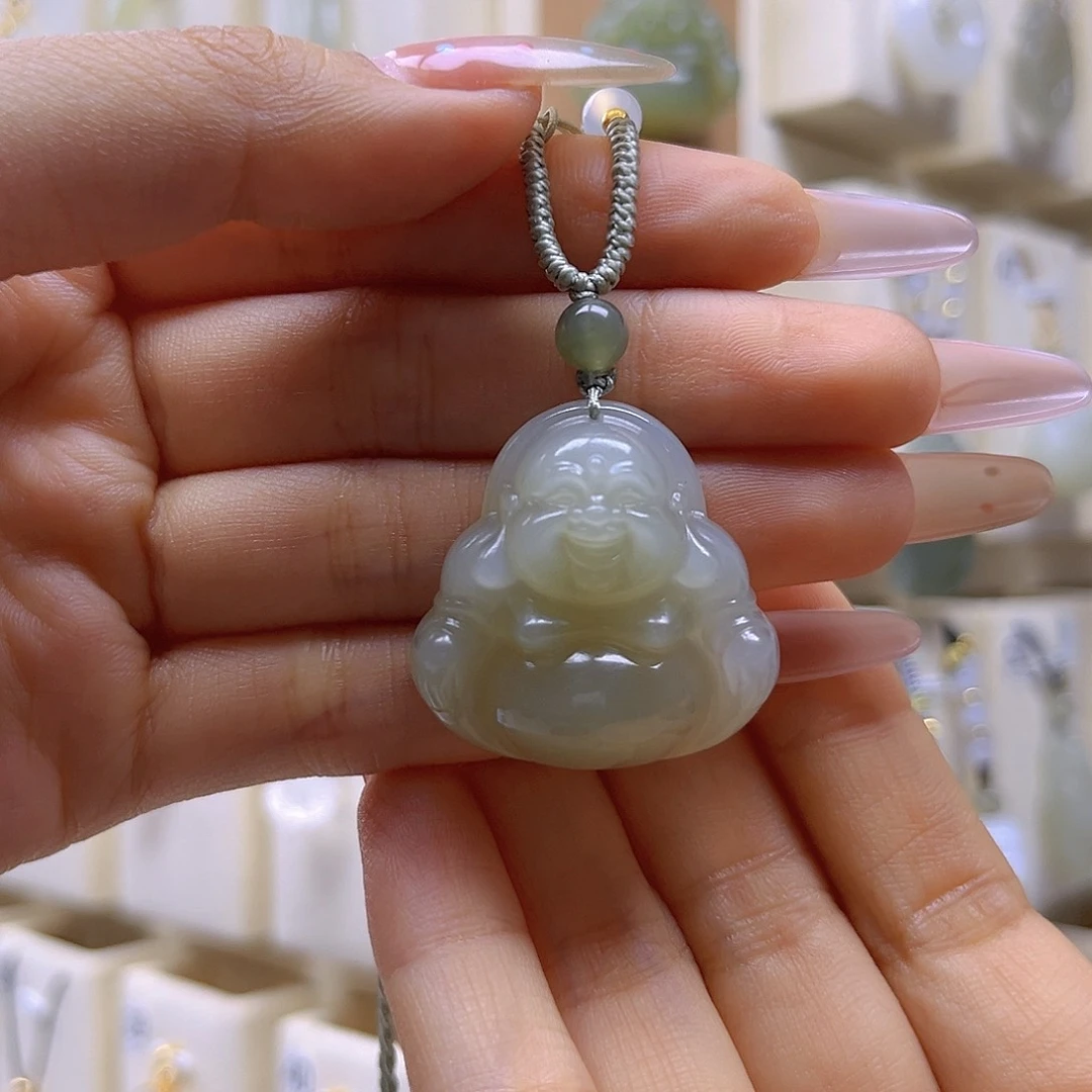 和田玉未镶嵌吊坠(赠链)