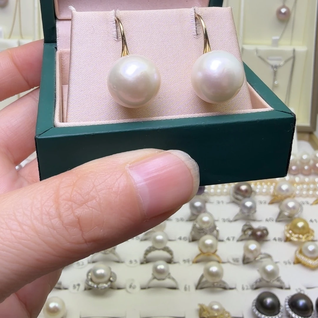 银S925镶嵌耳饰淡水珍珠
