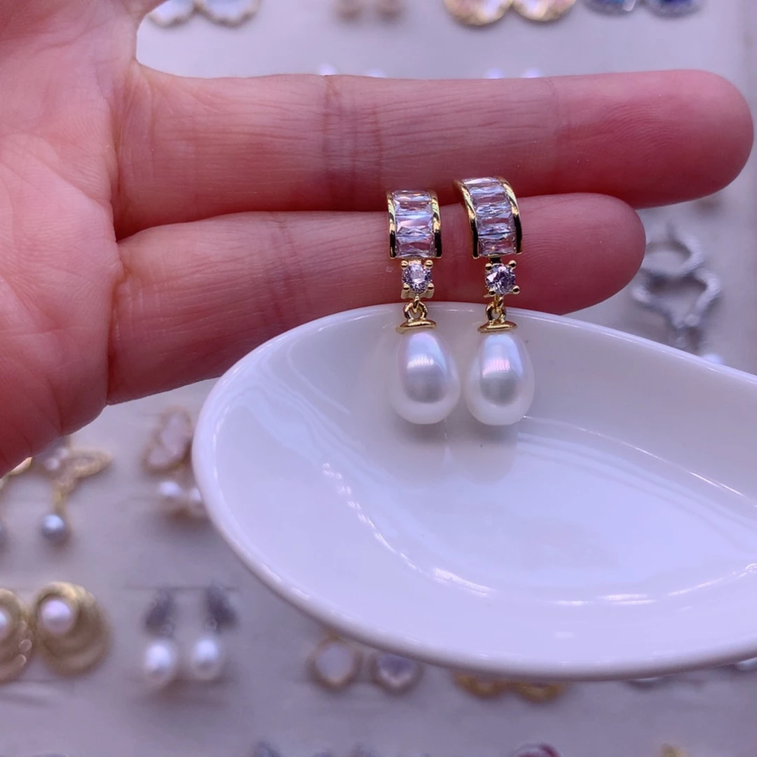 合金淡水珍珠耳饰