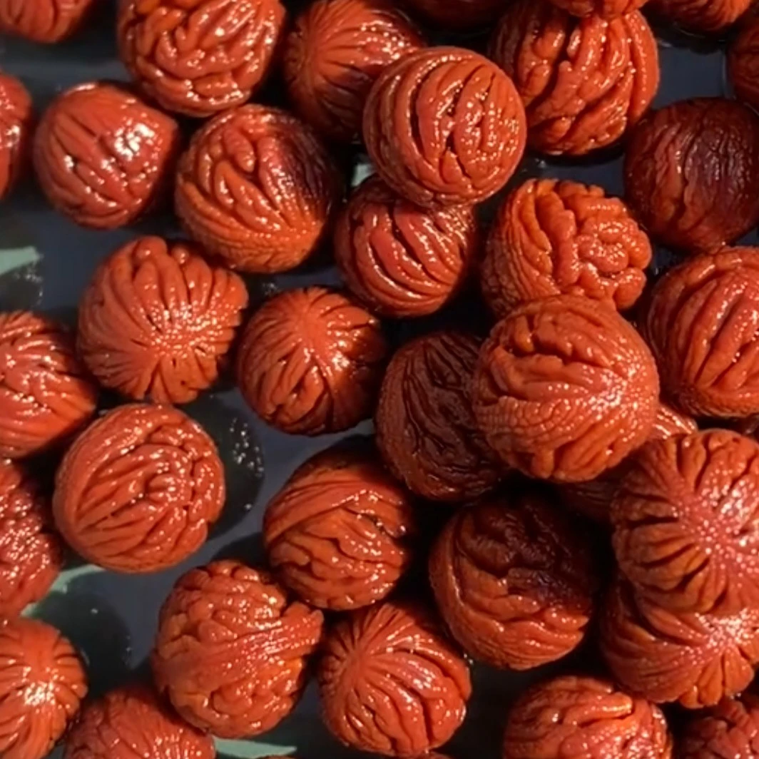 秦岭野生龙纹桃核手串，手持，脖挂