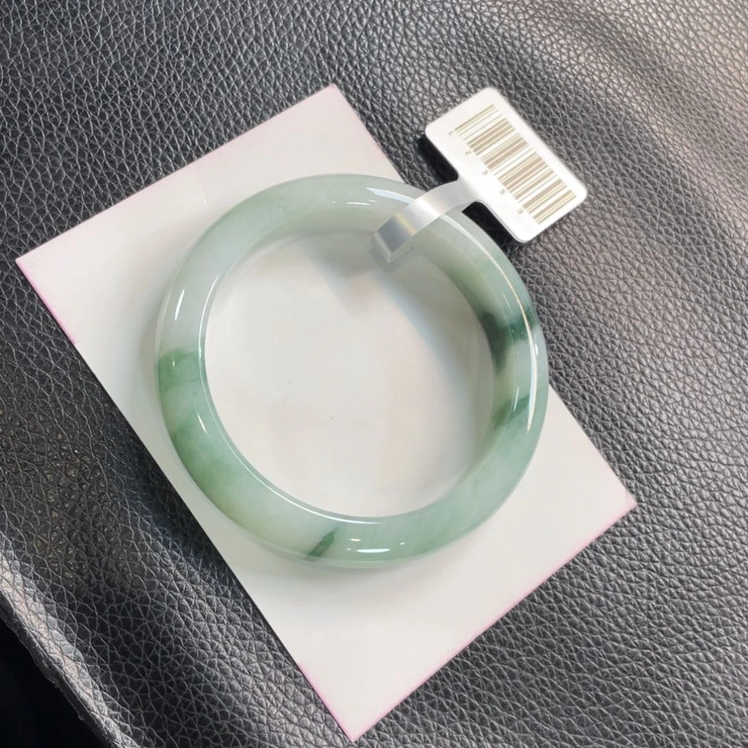 翡翠未镶嵌手镯78号 55正圈 有纹