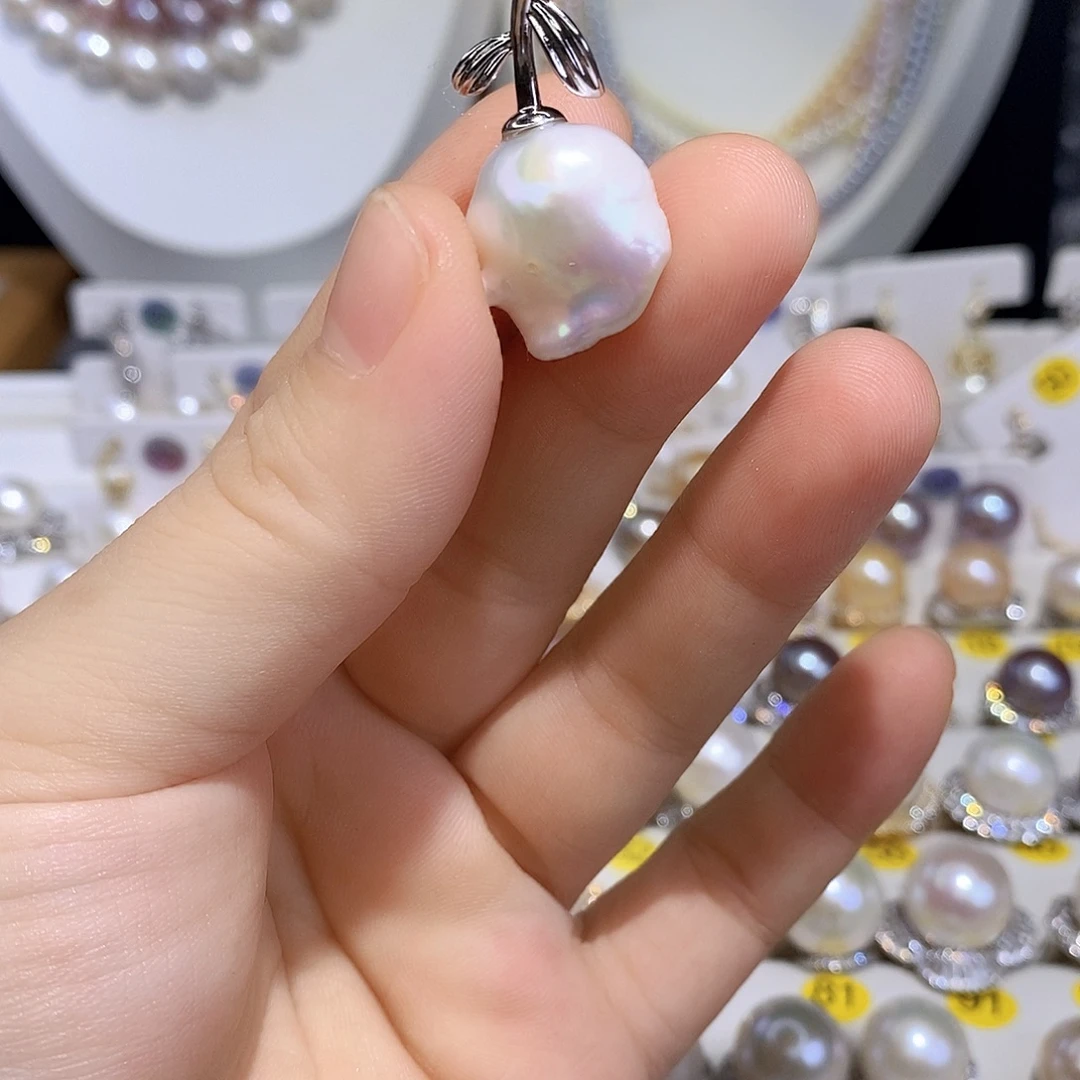 颈饰未镶嵌淡水珍珠