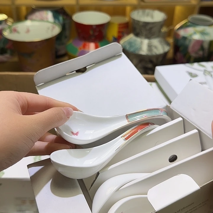 骨瓷实付满10包邮哈