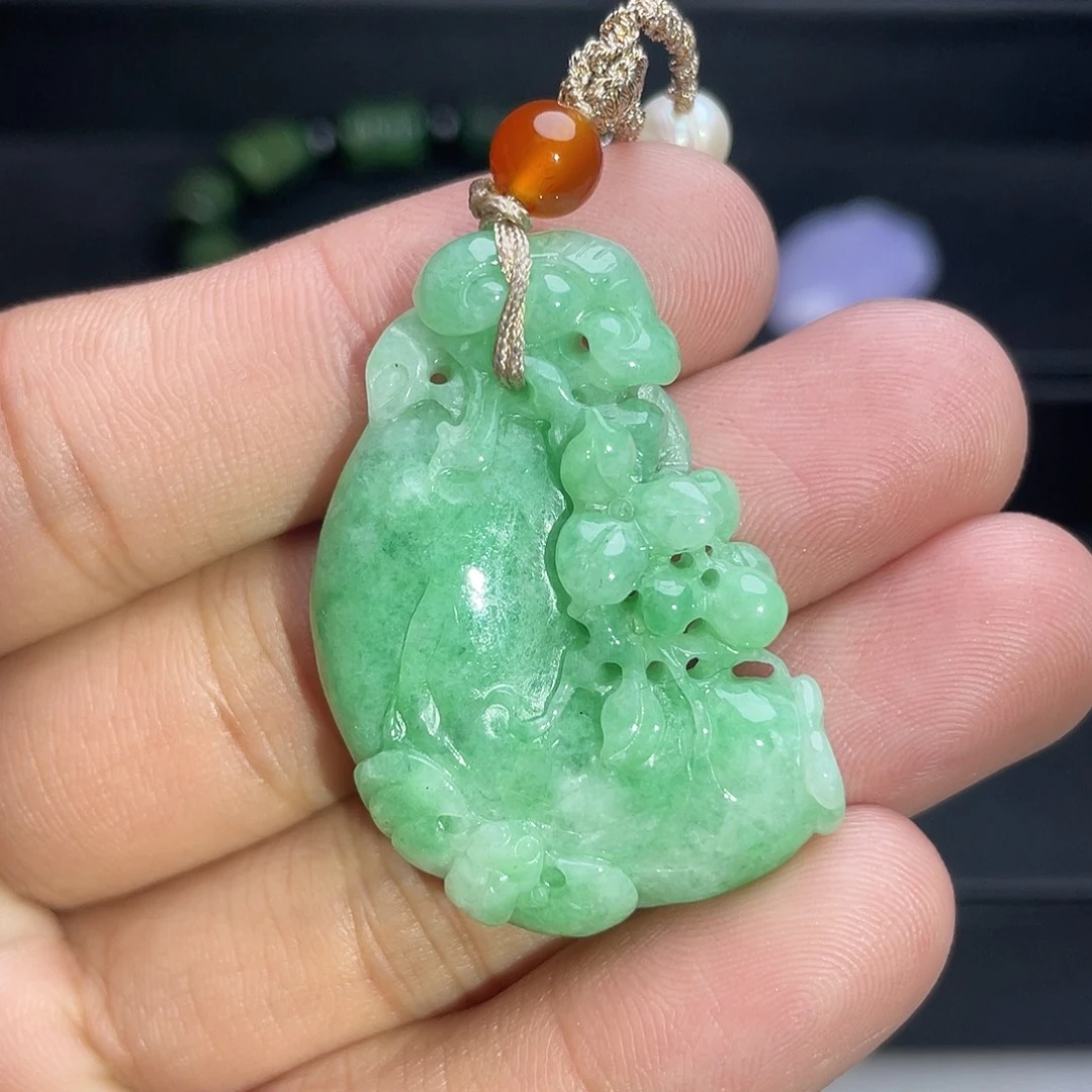 翡翠未镶嵌吊坠(不含链)