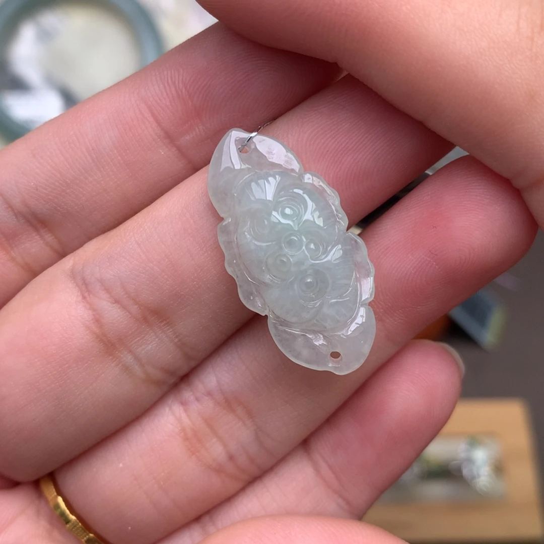 【闪购商品】翡翠挂件未镶嵌一