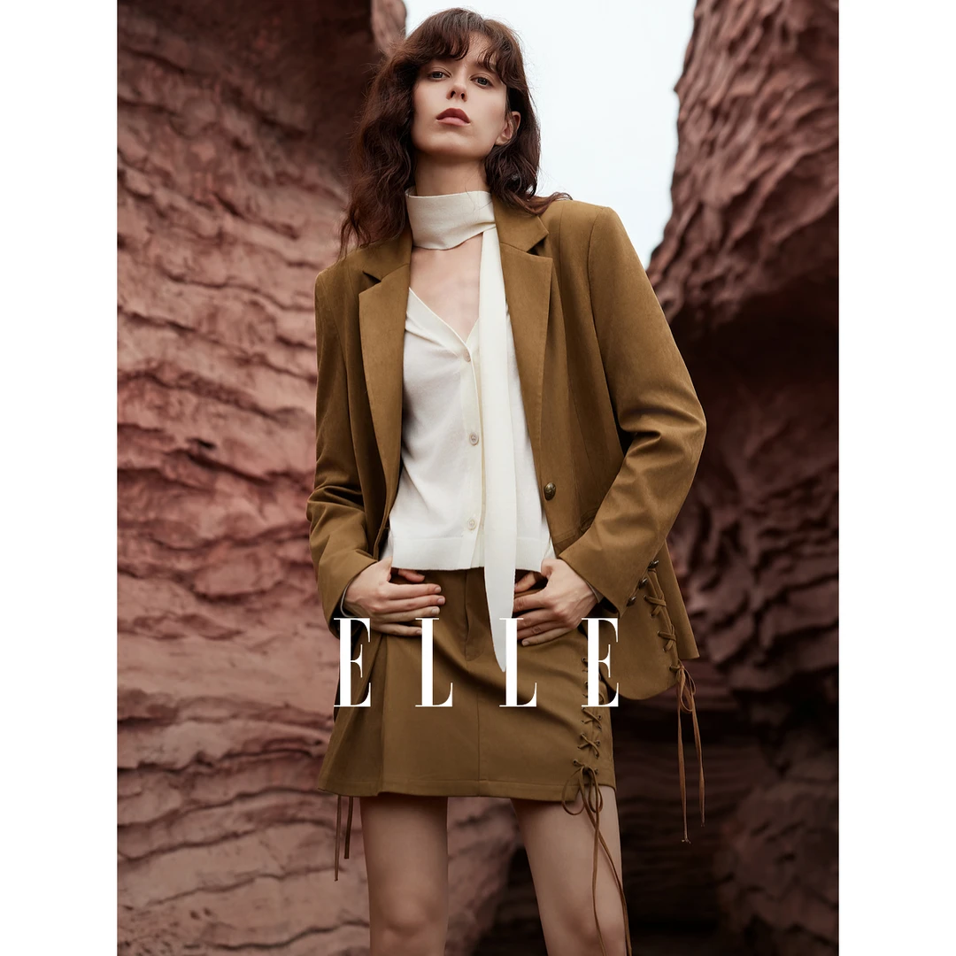 ELLE琥珀系穿搭仿麂皮绒正肩西装外套女2025秋季宽松西服EX52282