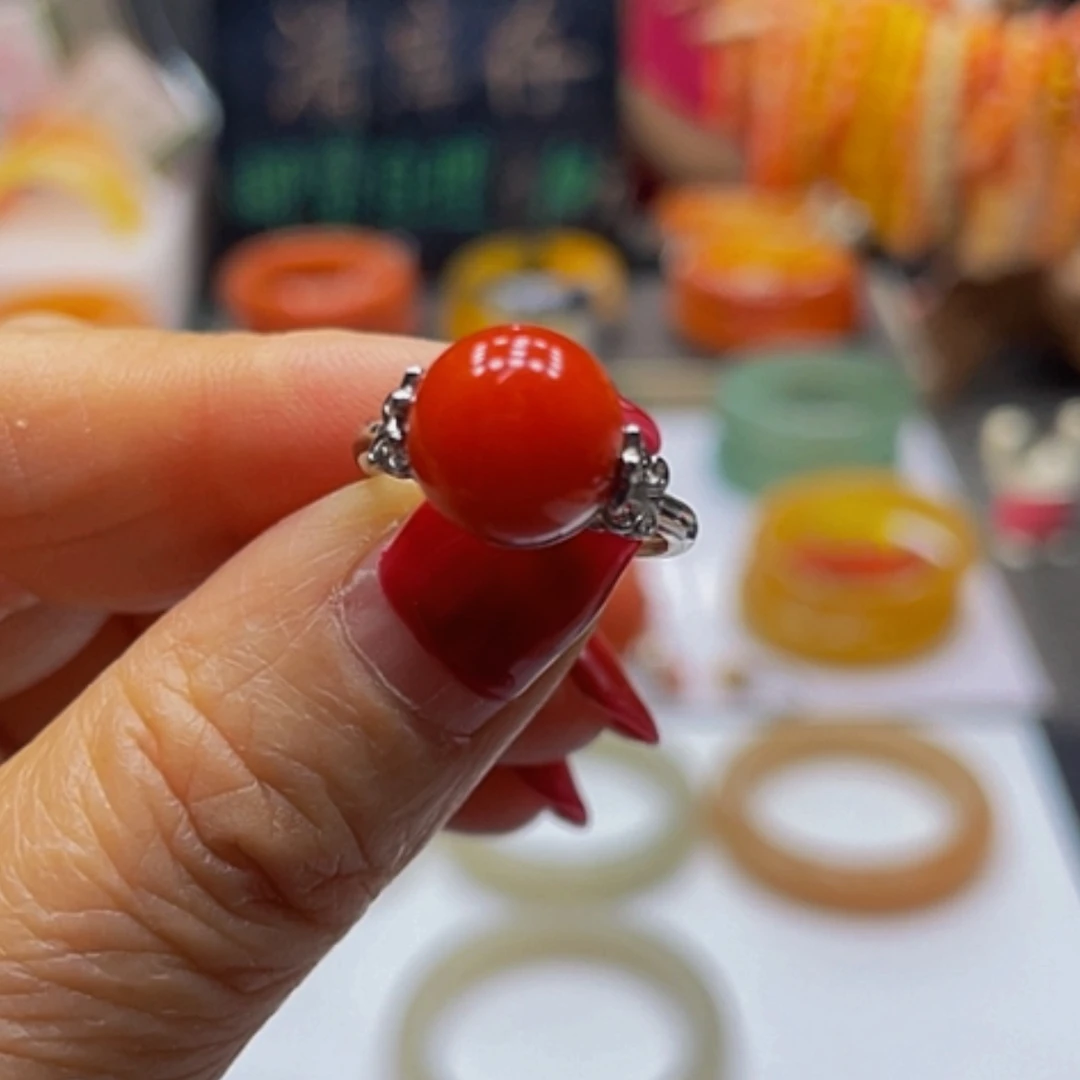 【闪购商品】未镶嵌石英质玉（黄龙玉）手镯