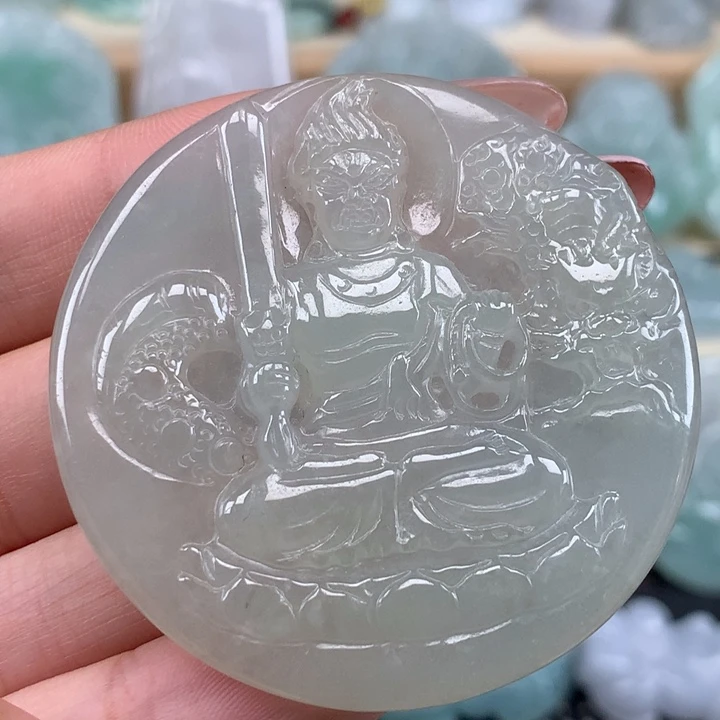 颈饰未镶嵌翡翠不动