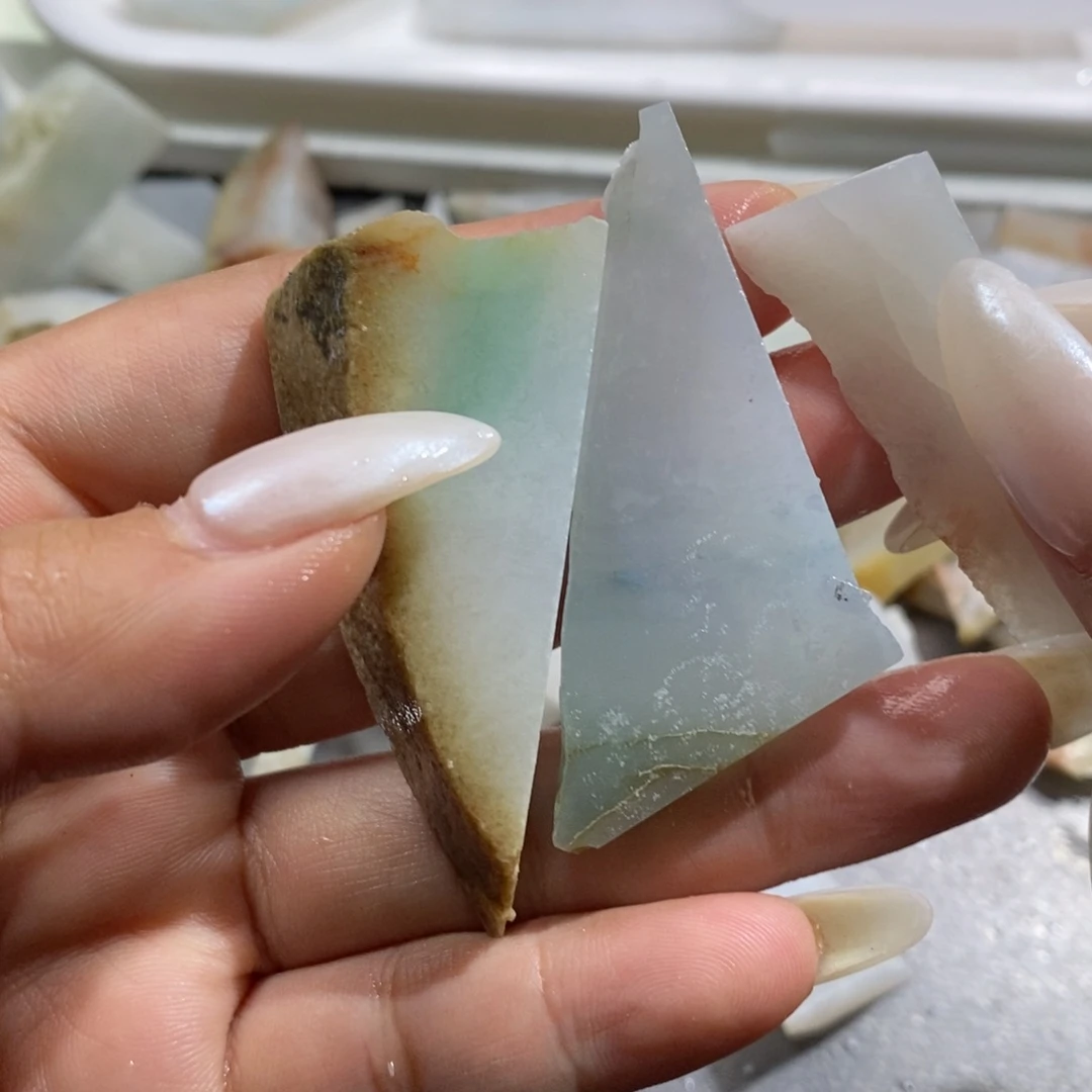 未镶嵌挂件翡翠城**钰