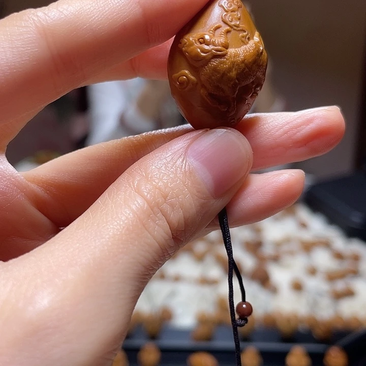 吊坠橄榄核橄榄 牛