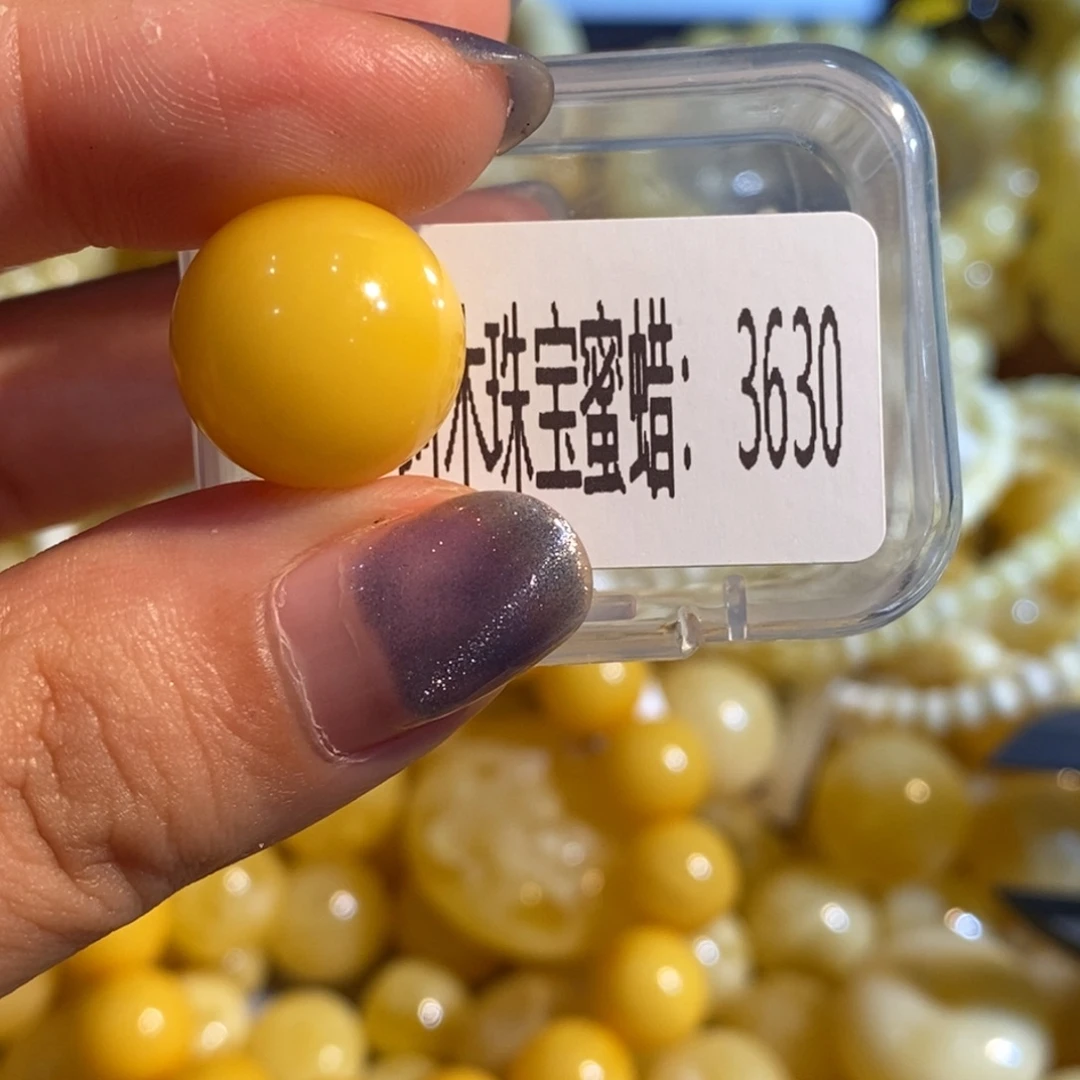 琥珀未镶嵌珠宝奇石3630