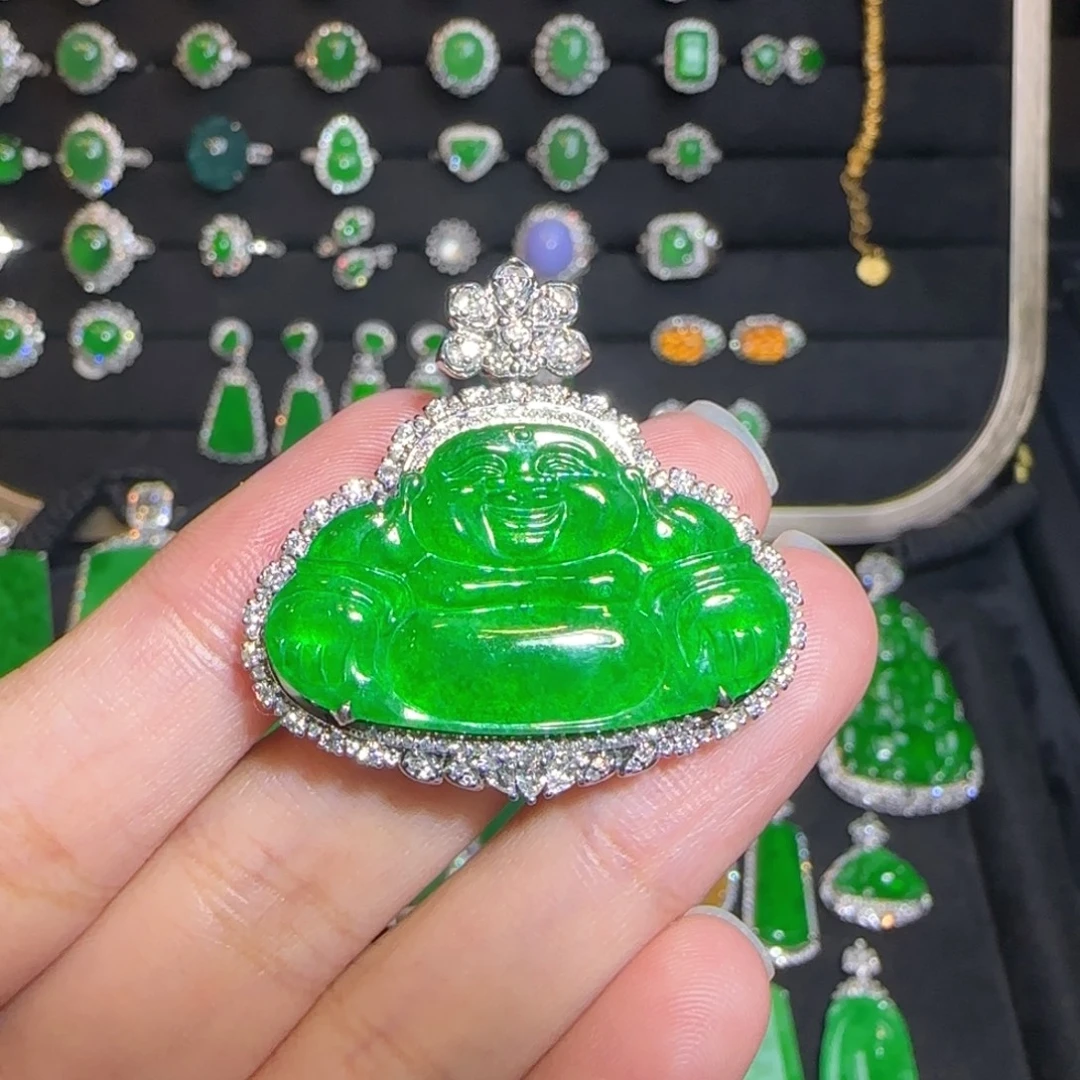 翡翠18K金镶嵌颈饰辣阳绿佛公吊坠