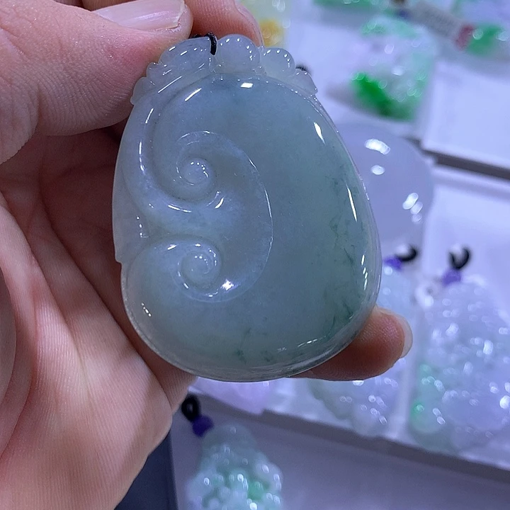 颈饰未镶嵌翡翠天然翡翠A货吊坠