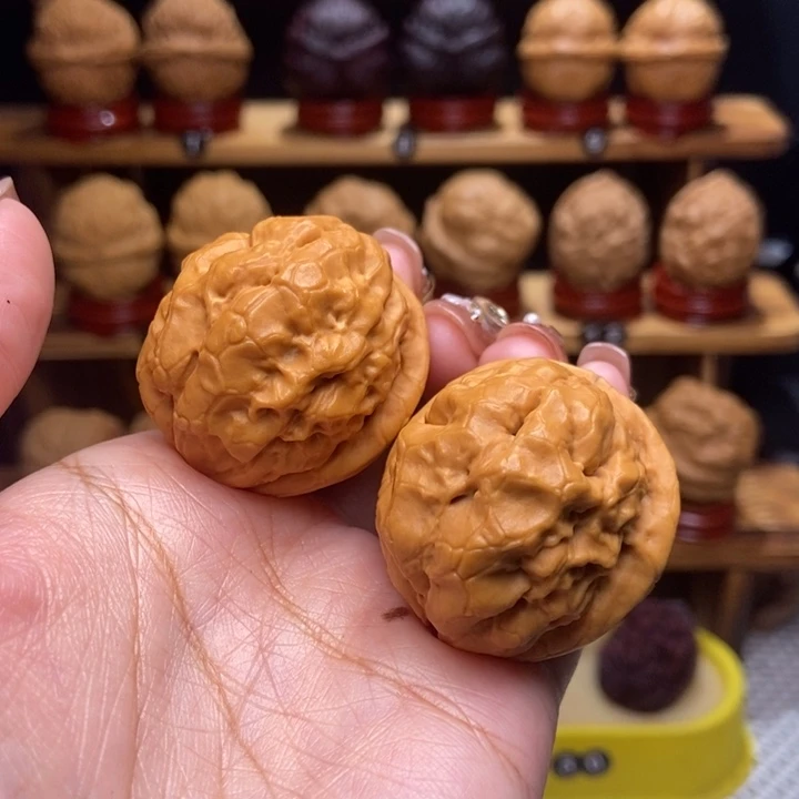 文玩核桃吊坠水晶20