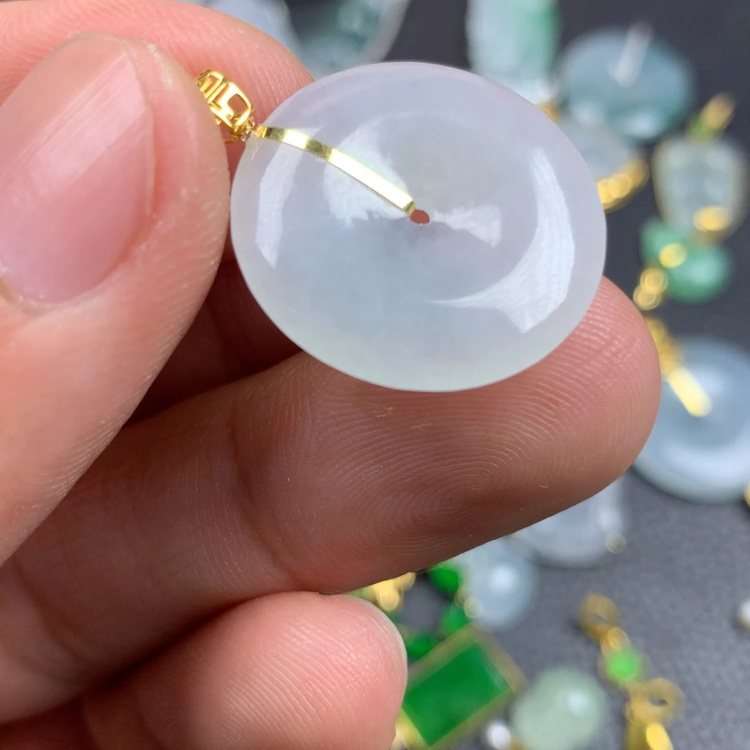 【闪购商品】翡翠18K金镶嵌颈饰翡翠