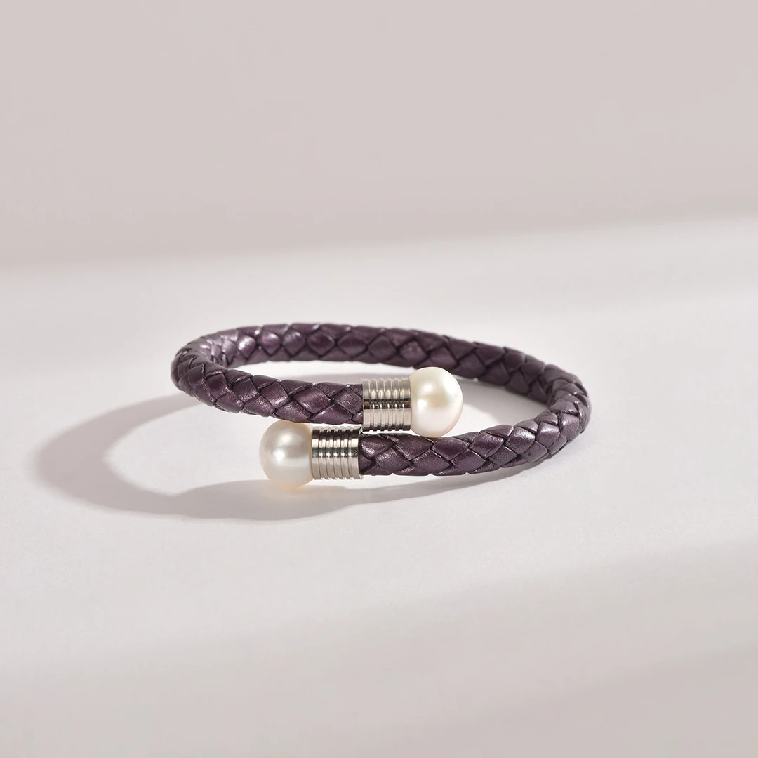 【总裁价到】京润珍珠匹匹诺系列 皮绳珍珠手链白色10-11mm时尚个性