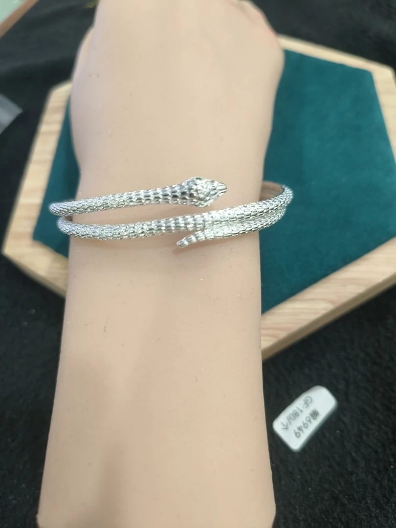 足银手镯 民族纯银真宝石手镯