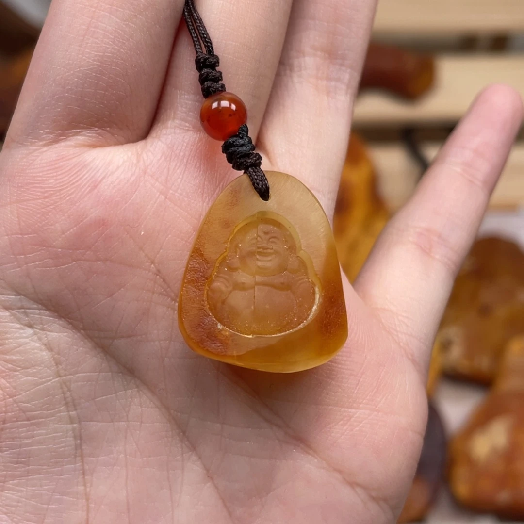 未镶嵌琥珀珠宝奇石