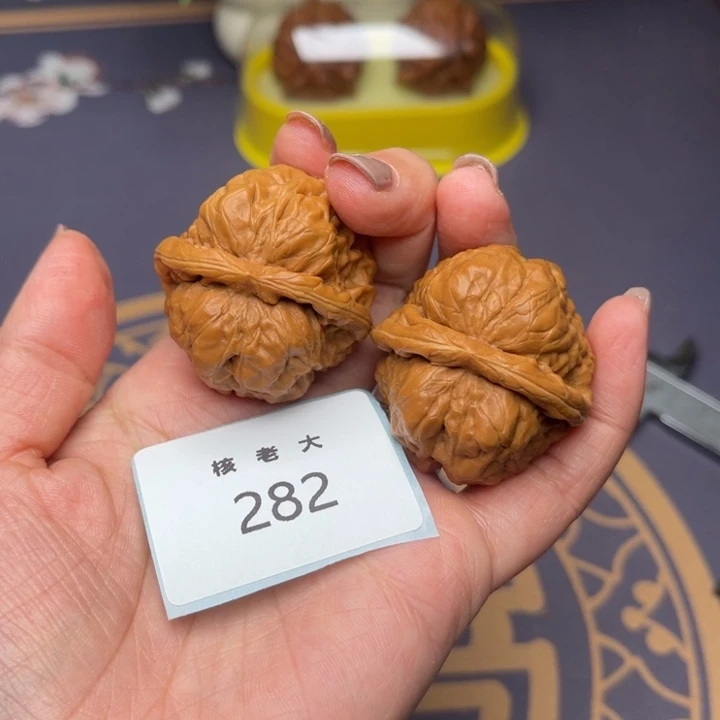 文玩核桃把件蛤蟆38/282