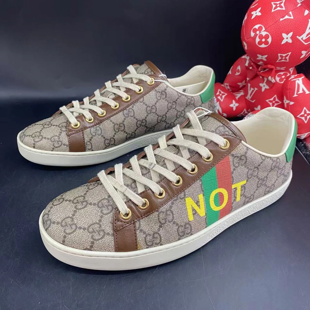 95新 GUCCI/古驰 棕老花no、fake舒适时尚休闲板鞋40欧码ddm2308