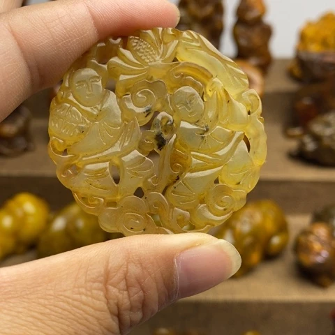 蛇纹石玉未镶嵌颈饰18