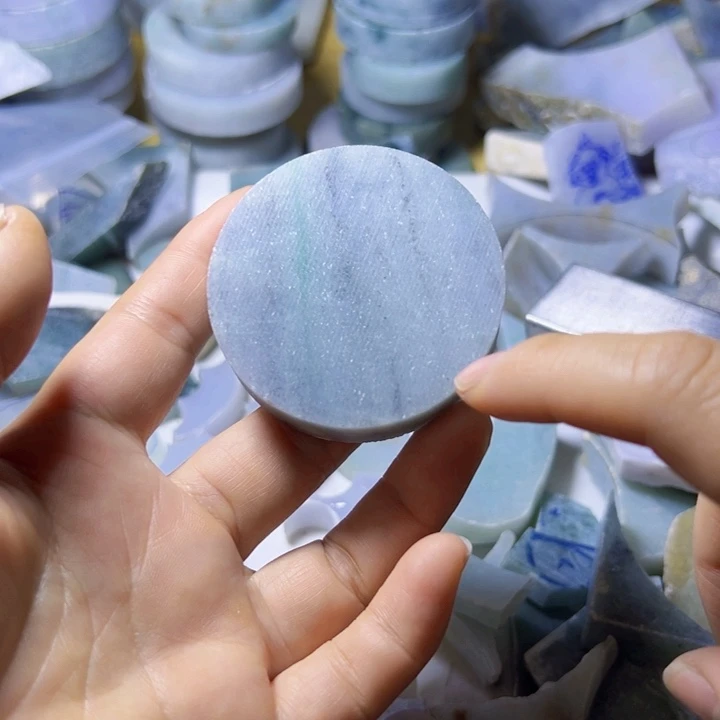 颈饰未镶嵌翡翠渐*