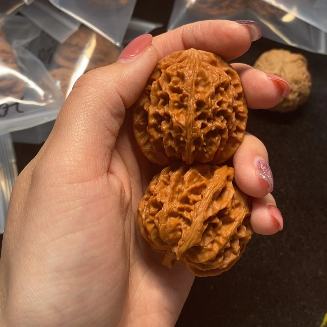 猴头核桃吊坠苹果园30