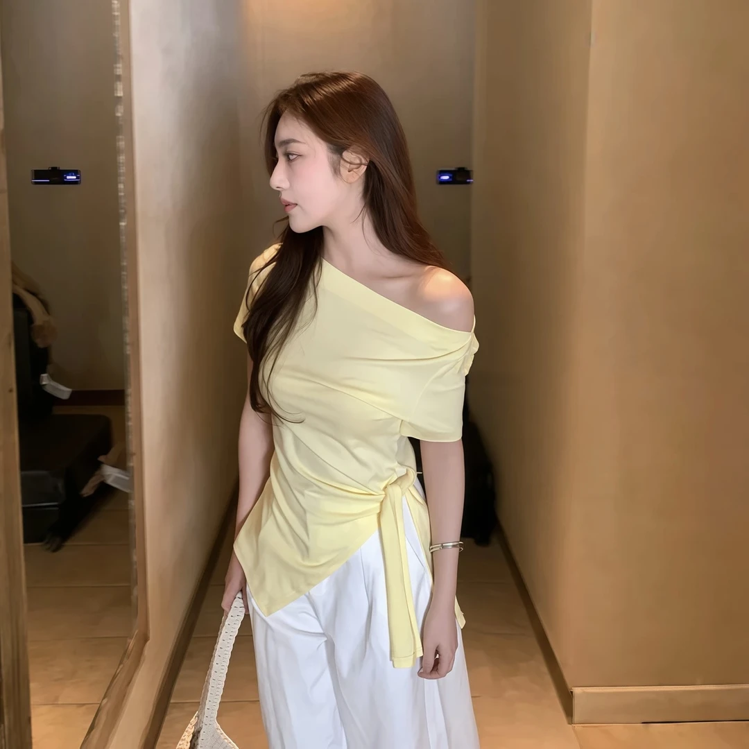 短款气质下摆不规则侧开叉夏季收腰修身显瘦修身设计感上衣