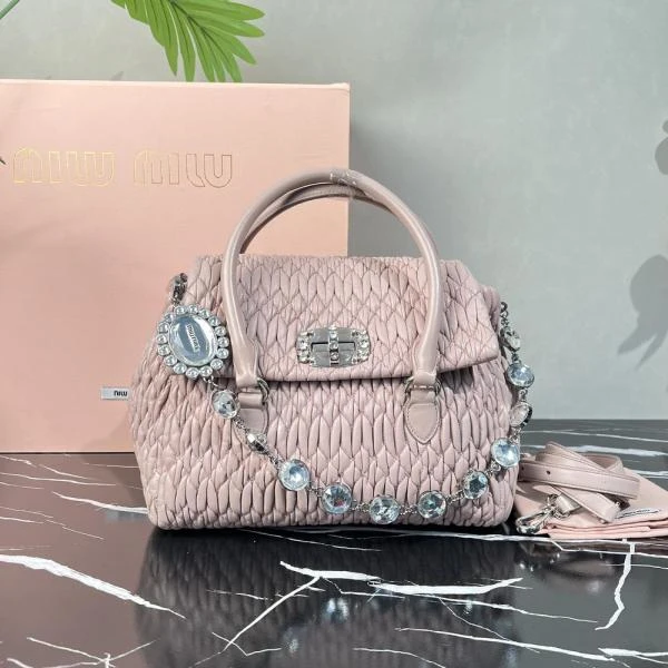 95新/谬谬/妃鱼/单肩包/市场价23000/250207LT0030