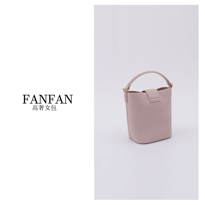 2024新款秋冬上新时尚百搭气质真皮女包