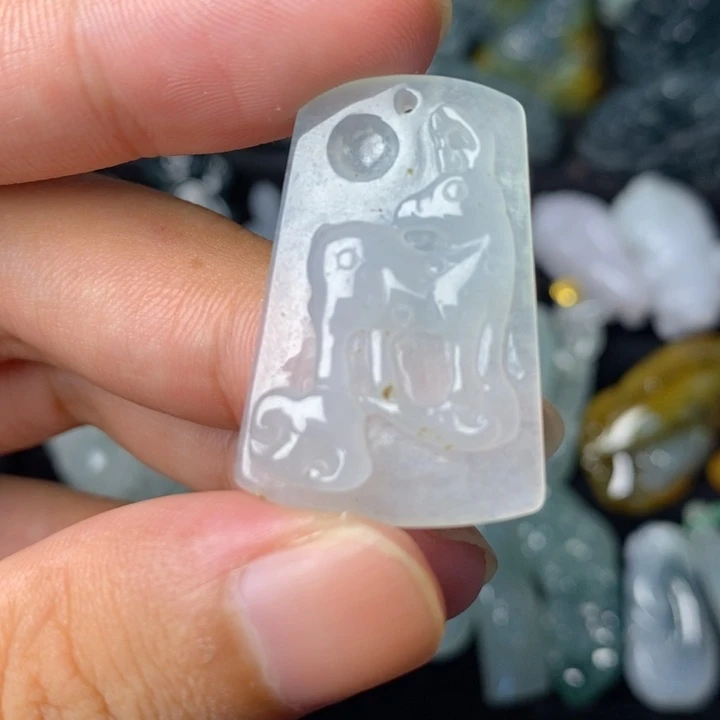 颈饰未镶嵌翡翠翡翠