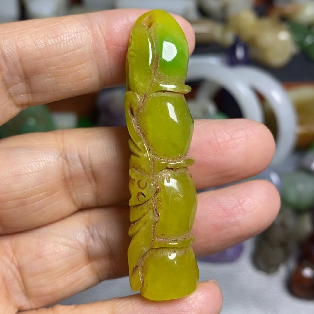颈饰未镶嵌和田玉(糖玉)