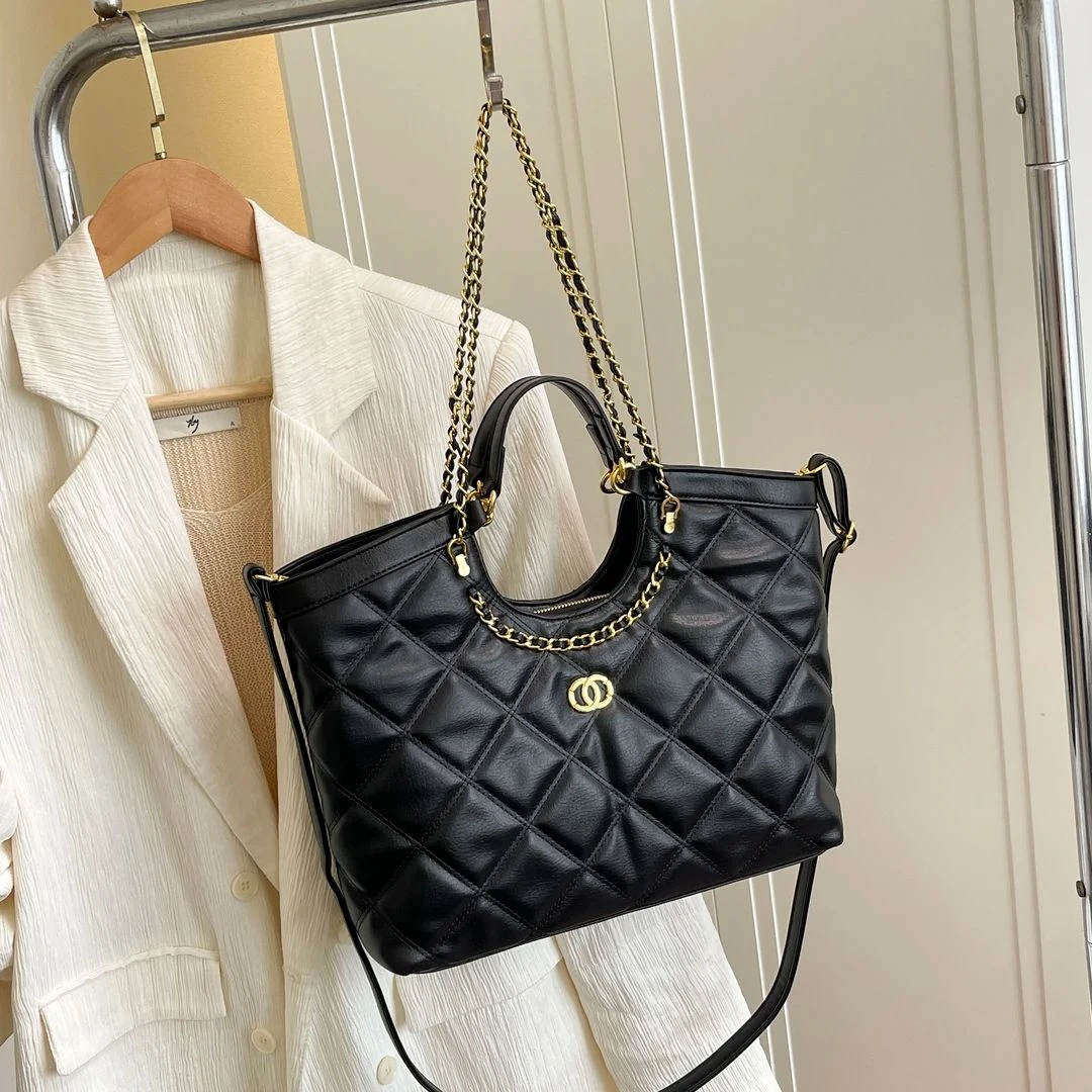 2025新款大容量女士链条斜跨单肩包网红高级感时尚菱格通勤托特包