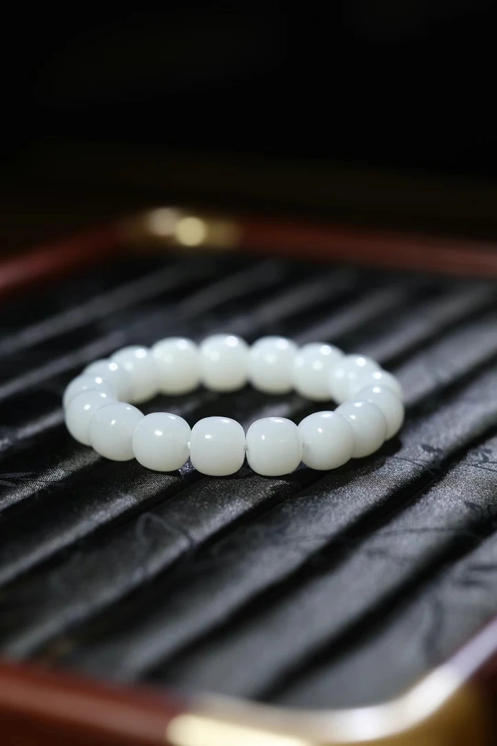 和田玉羊脂玉老型珠手链